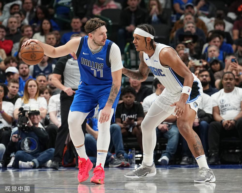 他们凭借 他们凭借