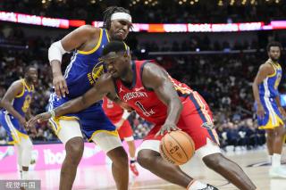 它打破了外 它打破了外